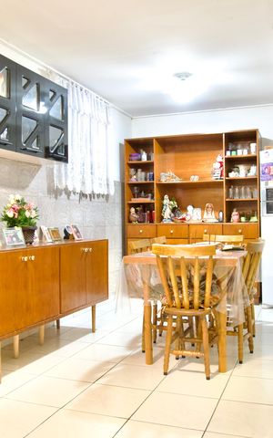 Casa à venda com 360m², 3 quartos e 2 vagas