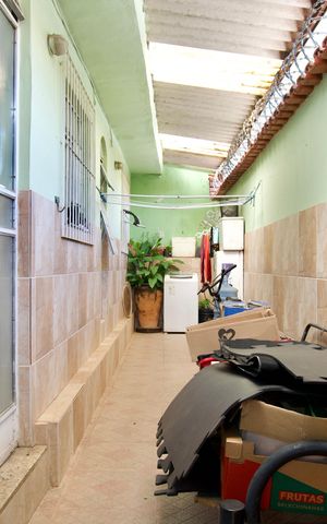 Casa à venda com 360m², 3 quartos e 2 vagas