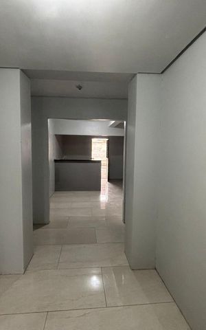 Casa à venda com 80m², 2 quartos e 3 vagas