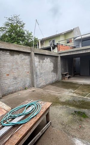 Casa à venda com 80m², 2 quartos e 3 vagas