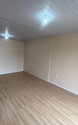 Casa à venda com 80m², 2 quartos e 3 vagas