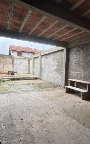 Casa à venda com 80m², 2 quartos e 3 vagas