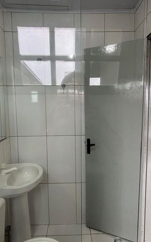 Casa à venda com 80m², 2 quartos e 3 vagas