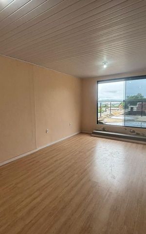Casa à venda com 80m², 2 quartos e 3 vagas