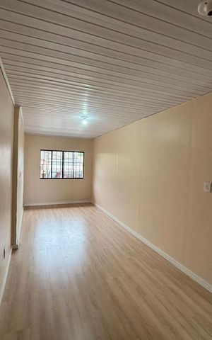 Casa à venda com 80m², 2 quartos e 3 vagas