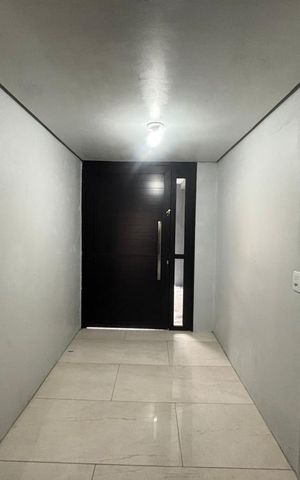 Casa à venda com 80m², 2 quartos e 3 vagas