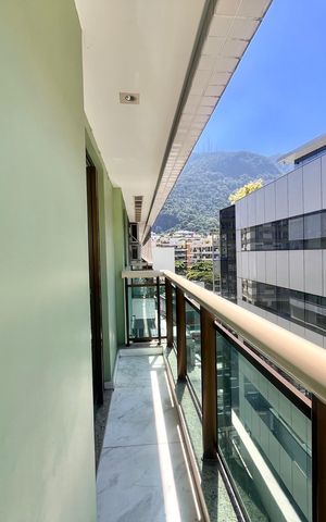 Apartamento à venda com 170m², 2 quartos e 2 vagas Apartamento à venda com 170m², 2 quartos e 2 vagasVaranda da Sala