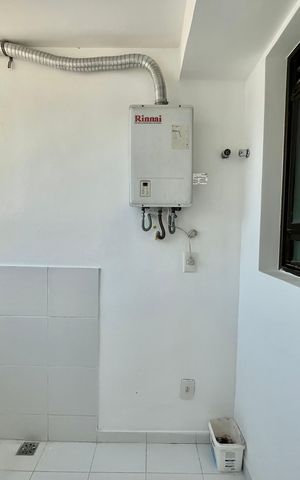Apartamento à venda com 170m², 2 quartos e 2 vagas Apartamento à venda com 170m², 2 quartos e 2 vagasÁrea de Serviço