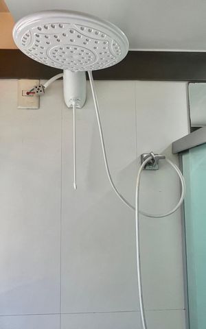 Apartamento à venda com 170m², 2 quartos e 2 vagas Apartamento à venda com 170m², 2 quartos e 2 vagasBanheiro da Suíte