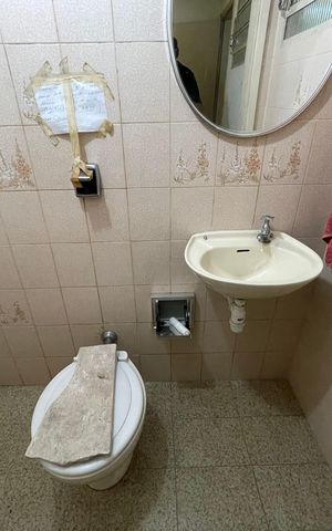 Casa à venda com 135m², 3 quartos e 3 vagas Casa à venda com 135m², 3 quartos e 3 vagasBanheiro do Escritório