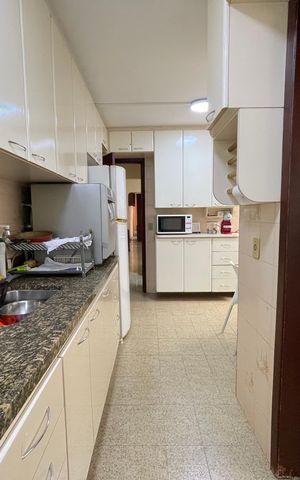 Casa à venda com 135m², 3 quartos e 3 vagas Casa à venda com 135m², 3 quartos e 3 vagasCozinha
