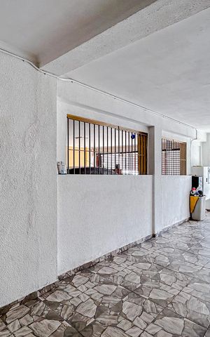 Casa à venda com 230m², 3 quartos e 2 vagasGaragem