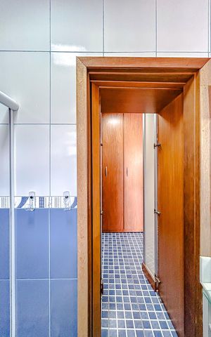 Casa à venda com 230m², 3 quartos e 2 vagasBanheiro da Suíte 1