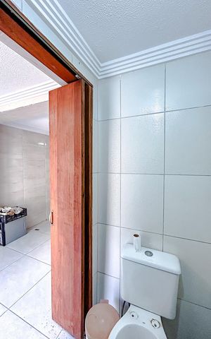 Casa à venda com 230m², 3 quartos e 2 vagasBanheiro de serviço