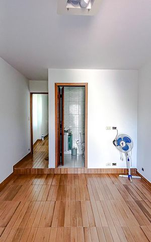 Casa à venda com 230m², 3 quartos e 2 vagasSuíte 2