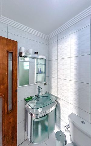 Casa à venda com 230m², 3 quartos e 2 vagasBanheiro da Suíte 2