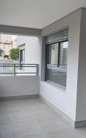 Apartamento à venda com 123m², 3 quartos e 2 vagas Apartamento à venda com 123m², 3 quartos e 2 vagasVaranda