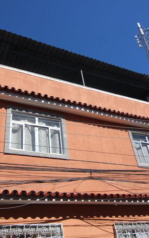 Casa de condomínio à venda com 125m², 2 quartos e 1 vagaFachada
