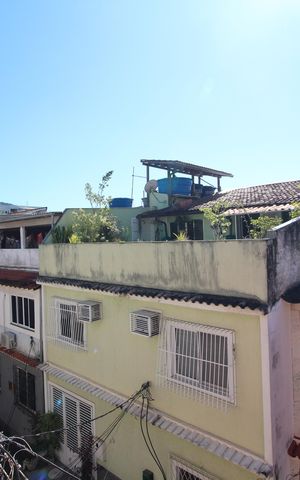 Casa de condomínio à venda com 125m², 2 quartos e 1 vagaVista