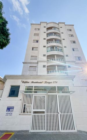 Apartamento à venda com 152m², 3 quartos e 2 vagasFachada + plaquinha