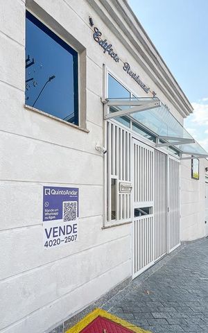 Apartamento à venda com 152m², 3 quartos e 2 vagasFachada + plaquinha