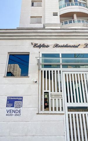 Apartamento à venda com 152m², 3 quartos e 2 vagasFachada + plaquinha