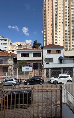 Casa à venda com 250m², 4 quartos e 4 vagas Casa à venda com 250m², 4 quartos e 4 vagasVista da Suíte