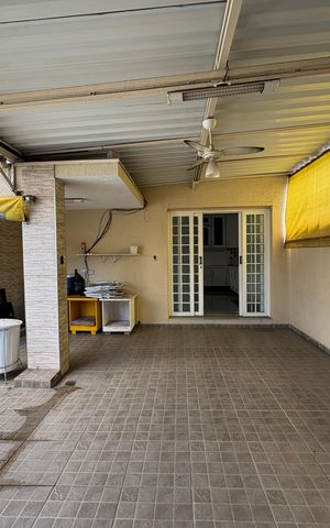 Casa à venda com 250m², 4 quartos e 4 vagas Casa à venda com 250m², 4 quartos e 4 vagasChurrasqueira