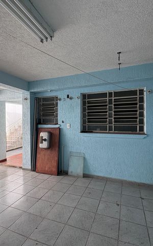 Casa à venda com 250m², 4 quartos e 4 vagas Casa à venda com 250m², 4 quartos e 4 vagasÁrea de Serviço