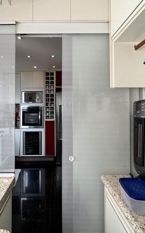 Apartamento para alugar com 99m², 3 quartos e 2 vagas Apartamento para alugar com 99m², 3 quartos e 2 vagasÁrea de Serviço