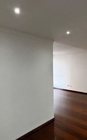 Apartamento à venda com 105m², 3 quartos e 1 vaga Apartamento à venda com 105m², 3 quartos e 1 vagaSala