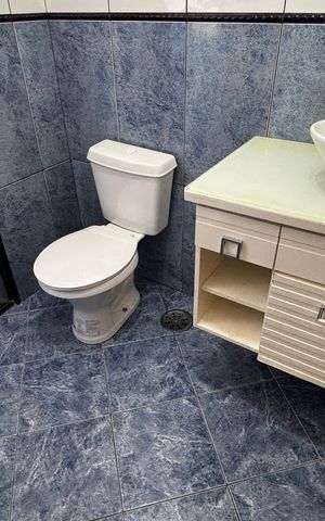 Apartamento à venda com 105m², 3 quartos e 1 vaga Apartamento à venda com 105m², 3 quartos e 1 vagaBanheiro da Suíte