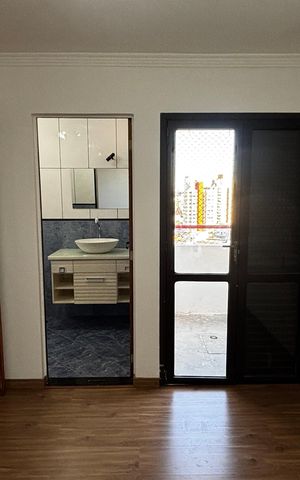 Apartamento à venda com 105m², 3 quartos e 1 vaga Apartamento à venda com 105m², 3 quartos e 1 vagaSuite