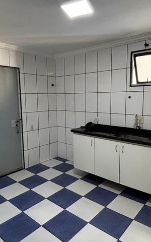 Apartamento à venda com 105m², 3 quartos e 1 vaga Apartamento à venda com 105m², 3 quartos e 1 vagaCozinha