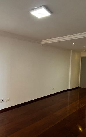 Apartamento à venda com 105m², 3 quartos e 1 vaga Apartamento à venda com 105m², 3 quartos e 1 vagaSala