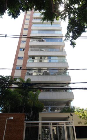 Apartamento à venda com 161m², 2 quartos e 4 vagasFachada do Prédio