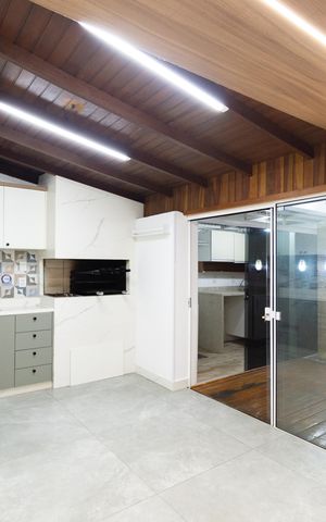 Casa de condomínio à venda com 122m², 3 quartos e 3 vagas