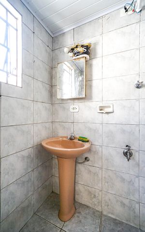 Casa de condomínio para alugar com 95m², 2 quartos e sem vaga Casa de condomínio para alugar com 95m², 2 quartos e sem vagaBanheiro