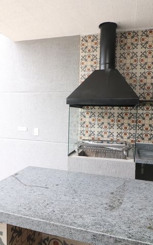 Apartamento para alugar com 38m², 2 quartos e sem vagaÁrea comum - Churrasqueira