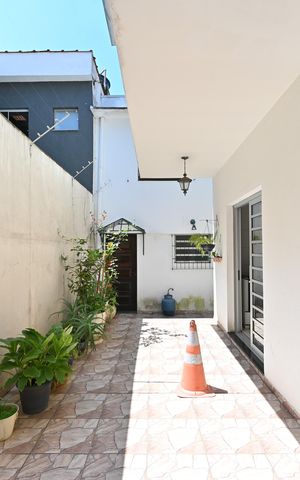 Casa à venda com 200m², 3 quartos e 4 vagasGaragem