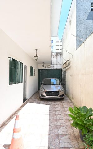 Casa à venda com 200m², 3 quartos e 4 vagasGaragem
