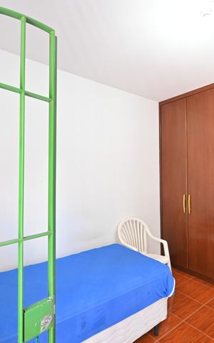 Casa à venda com 200m², 3 quartos e 4 vagasQuarto 2