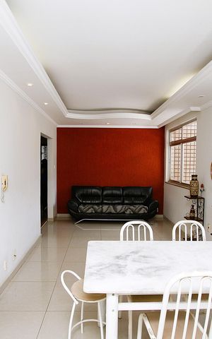 Apartamento à venda com 99m², 3 quartos e 2 vagasSala