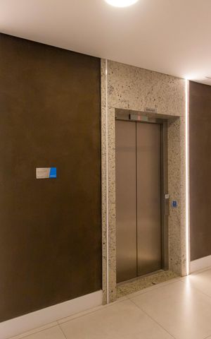 Apartamento à venda com 89m², 2 quartos e 2 vagasHall de entrada