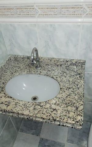 Casa à venda com 85m², 2 quartos e 2 vagas