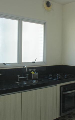 Apartamento para alugar com 72m², 2 quartos e 1 vagaCozinha e Área de Serviço