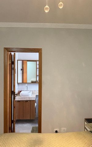 Apartamento à venda com 156m², 3 quartos e 2 vagas Apartamento à venda com 156m², 3 quartos e 2 vagasSuite