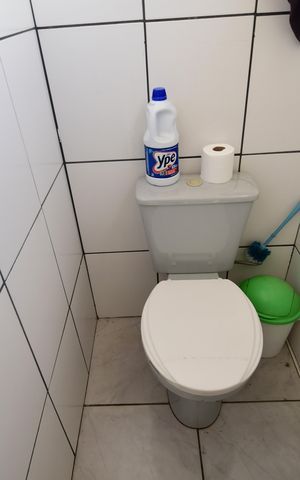 Casa à venda com 150m², 3 quartos e 2 vagasBanheiro