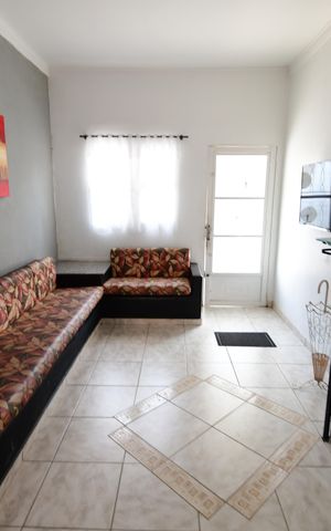 Casa à venda com 150m², 3 quartos e 2 vagasSala 2