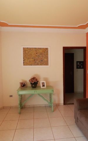 Casa para alugar com 250m², 4 quartos e 3 vagassala 2